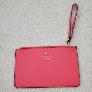 NWOT Kate Spade Coral Pink Saffiano Leather Zip Wristlet